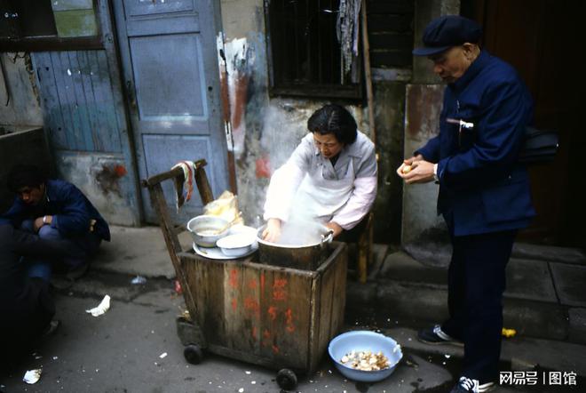 京路惊人景象曝光网友直呼太震撼了k8凯发一触即发80年代老上海南(图4)