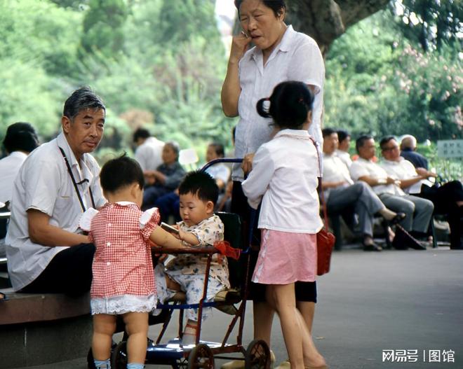 京路惊人景象曝光网友直呼太震撼了k8凯发一触即发80年代老上海南(图15)